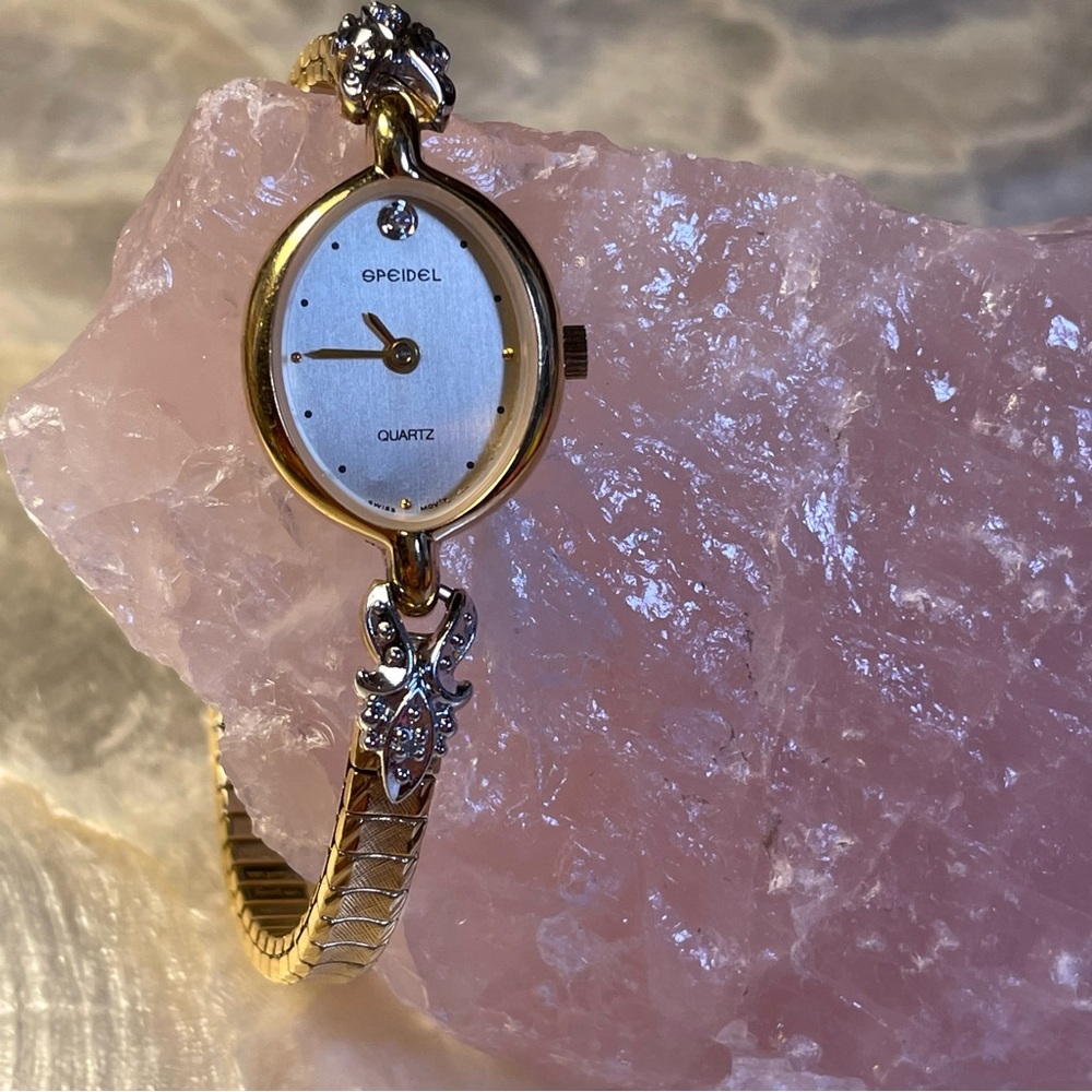 Vintage Speidel Gold Tone Women's Watch Brushed Textured Stretch Band